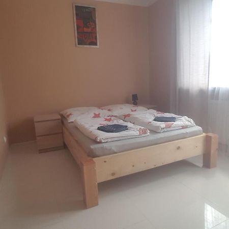 Zimmer Mit Bad Im Swineminde Rycerska Str. ゼーバート・ヘリングスドルフ エクステリア 写真